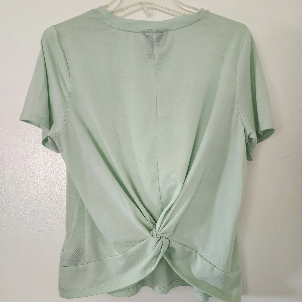 The North Face Women's Light Green Short‎ Sleeve Tee - Picture 4 of 4